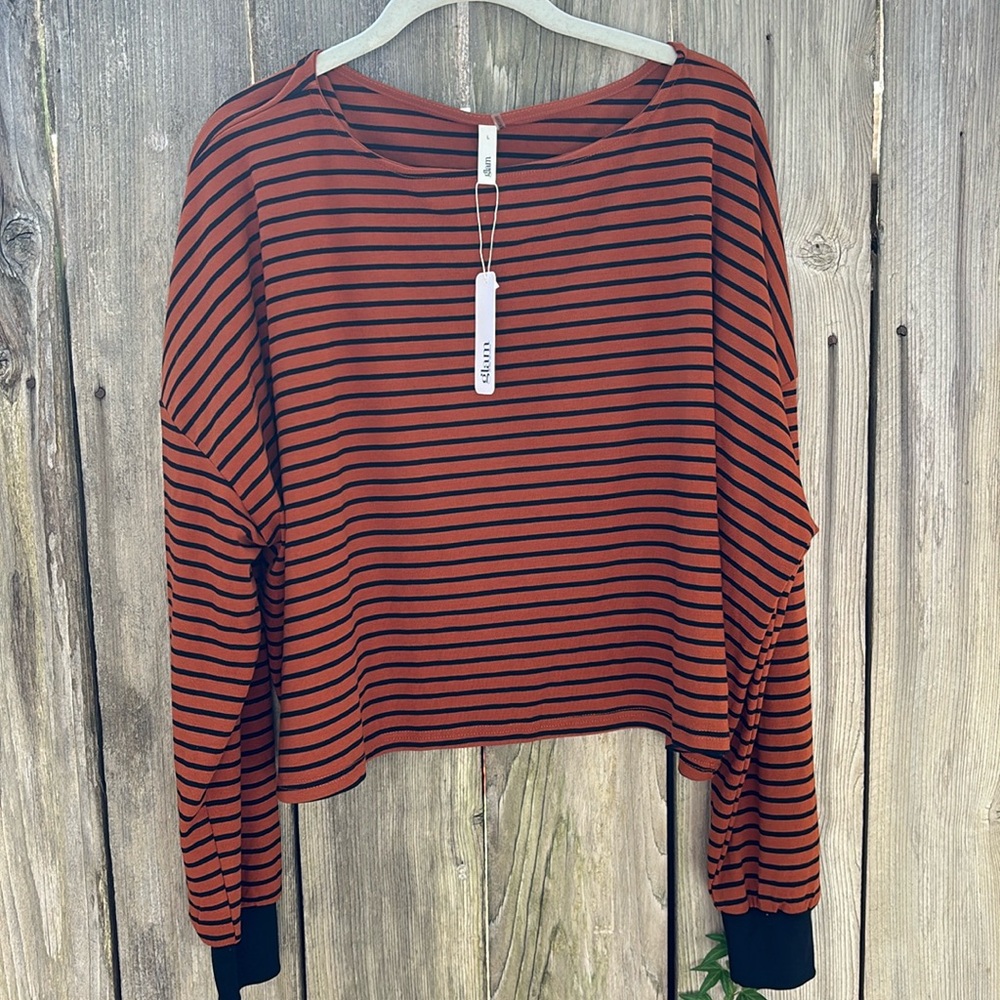 Glam Boutique Rust & Black Oversized Crop Top Sweater Size Large NWT